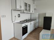 Pronájem bytu 1+kk v Jindřichově Hradci, cena 9500 CZK / objekt / měsíc, nabízí Reality Hunal