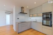 Pronájem bytu 4+kk, Rezidence Do Zahrádek II, 135 m2, 3. patro, Terasa, cena 53990 CZK / objekt / měsíc, nabízí Tomáš Lenner