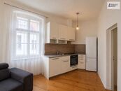 Pronájem bytu 2+kk, cihla, 55 m2, 2. patro, cena 15500 CZK / objekt / měsíc, nabízí 