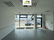 Pronájem skladu, výrobních prostor 288 m, Hradec Králové, cena cena v RK, nabízí CONTENT REALITY