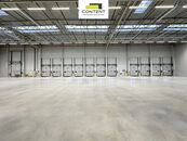 Pronájem skladu, výrobních prostor 10.200 m, Ostředek, D1, cena cena v RK, nabízí 