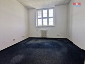 Pronájem kancelářského prostoru, 62 m2, Třinec, ul. 1. máje, cena 14880 CZK / objekt / měsíc, nabízí 