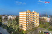 Pronájem bytu 1+1 v Lounech, ul. Josefa Schovánka, cena 7500 CZK / objekt / měsíc, nabízí 