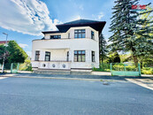 Prodej prvorepublikové vily, 226 m2, Kolinec, cena 5742000 CZK / objekt, nabízí 