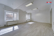 Pronájem kancelářského prostoru, 167 m2, cena 18000 CZK / objekt / měsíc, nabízí 