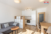 Prodej bytu 2+kk s lodžií, 47 m2, Praha, ul. Karla Guta, cena 7290000 CZK / objekt, nabízí M&M reality holding a.s.