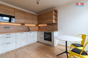 Pronájem bytu 2+kk, 65 m2, Praha, ul. Nádražní
