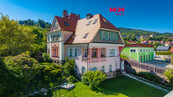 Prvorepubliková vila, 550 m2, Velké Hamry