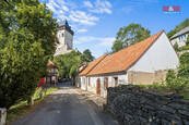 Prodej ubytovacího zařízení s kavárnou, 276 m2, Karlštejn
