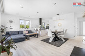 Prodej rodinného domu před kolaudací, 999 m2, Dubnice, cena 7800000 CZK / objekt, nabízí
