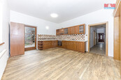 Prodej bytu 4+1, 117 m2, Praha, garáž, zahrada, bazén, cena 12500000 CZK / objekt, nabízí 