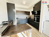Pronájem bytu 2+kk, 50 m2, Oslavany, ul. náměstí 13. prosince, cena 18000 CZK / objekt / měsíc, nabízí