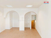 Pronájem obchod a služby, 21 m2, Tišnov, ul. nám. Komenského, cena 13000 CZK / objekt / měsíc, nabízí