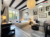 Pronájem bytu 2+kk, 45 m2, Karlovy Vary, ul. Foersterova, cena 15000 CZK / objekt / měsíc, nabízí 