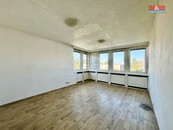 Pronájem bytu 2+kk, 49 m2, Zlín, ul. Osvoboditelů, cena 15900 CZK / objekt / měsíc, nabízí