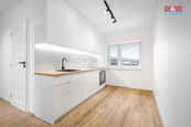 Pronájem bytu 2+1, 60 m2, Slaný, ul. Stehlíkova, cena 15500 CZK / objekt / měsíc, nabízí
