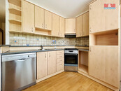 Pronájem bytu 3+1, 70 m2, Klatovy, ul. Cibulkova, cena 15000 CZK / objekt / měsíc, nabízí