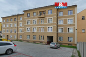 Pronájem bytu 4+1, 98 m2, Čáslav, ul. Husova, cena 15000 CZK / objekt / měsíc, nabízí 