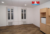Pronájem kanceláře s koupelnou, 31m2, Ostrava, ul. Chopinova, cena 6700 CZK / objekt / měsíc, nabízí M&M reality holding a.s.