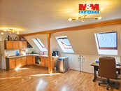 Pronájem bytu 4+kk se zahradou, Stochov