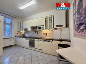 Pronájem bytu 3+1 v Ostravě, ul. Nádražní, cena 16000 CZK / objekt / měsíc, nabízí 