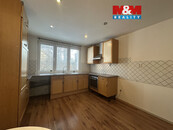 Pronájem bytu 2+1, 60 m2, Chomutov, ul. Blatenská, cena 11000 CZK / objekt / měsíc, nabízí 