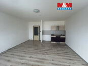 Pronájem bytu 1+kk v Ústí nad Labem, ul. Žežická, cena 7800 CZK / objekt / měsíc, nabízí 