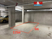 Pronájem garážového stání, 11,25 m2, Brno, ul. Ghegova, cena 2300 CZK / objekt / měsíc, nabízí 