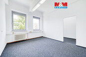 Pronájem kanceláře, 21 m2, Plzeň, ul. Republikánská, cena 5460 CZK / objekt / měsíc, nabízí 