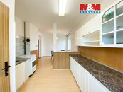 Pronájem bytu 2+1, 60 m2, Opava, ul. Na Vyhlídce, cena 13500 CZK / objekt / měsíc, nabízí M&M reality holding a.s.