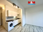 Pronájem bytu 1+kk, 28 m2, Zlín, ul. Bratří Jaroňků