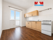 Pronájem bytu 1+1, 37 m2, Brno, ul. Chaloupeckého náměstí, cena 12500 CZK / objekt / měsíc, nabízí 