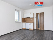 Pronájem bytu 1+kk, 27 m2, Zlín, ul. Jarolímkovo náměstí