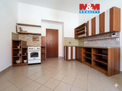 Pronájem bytu 1+kk, 40 m2, v Švihově, ul. Čsl. legií, cena 7000 CZK / objekt / měsíc, nabízí 