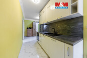 Prodej bytu 3+1, 60 m2, Karlovy Vary, ul. Sokolovská, cena 3780000 CZK / objekt, nabízí 