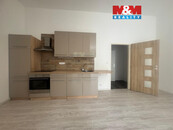 Pronájem bytu 2+kk, 55 m2, Meziboří, ul. nám. 8. května, cena 15000 CZK / objekt / měsíc, nabízí 
