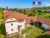 Prodej rodinného domu, 400 m2, Oskořínek, ul. Novodvorská, cena 9300000 CZK / objekt, nabízí 