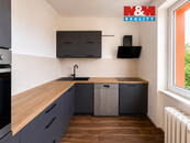 Pronájem bytu 3+1, 69 m2, Klášterec n/O ul. Václava Řezáče, cena 11700 CZK / objekt / měsíc, nabízí 