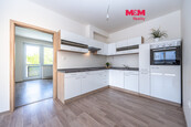 Prodej bytu 3+kk, 81 m2, Břežany II