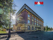 Pronájem bytu 2+kk, 78 m2, Benešov, ul. Husovo náměstí, cena 18000 CZK / objekt / měsíc, nabízí 