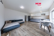 Pronájem bytu 3+kk, 67 m2, Karlovy Vary, ul. Dubová, cena 19000 CZK / objekt / měsíc, nabízí 