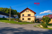 Pronájem rodinného domu 223 m2 v Dlažově, cena 22000 CZK / objekt / měsíc, nabízí 