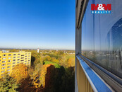 Prodej bytu 1+kk, 32 m2, Karviná, ul. Čsl. armády, cena 1370000 CZK / objekt, nabízí 