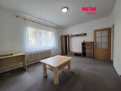 Pronájem bytu 2+1, 60 m2, Nová Role, ul. Tovární, cena 10000 CZK / objekt / měsíc, nabízí 