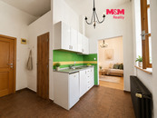 Pronájem bytu 1+1, 18 m2, České Budějovice, ul. Hradební, cena 13500 CZK / objekt / měsíc, nabízí 