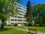 Pronájem bytu 1+1, 27 m2, Kladno, ul. Ostravská, cena 12000 CZK / objekt / měsíc, nabízí 