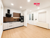Pronájem bytu 3+1, 120 m2, Karviná, ul. Masarykovo nám., cena 20000 CZK / objekt / měsíc, nabízí 