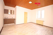 Pronájem bytu 1+kk, 21 m2, Jaroměř, ul. Národní