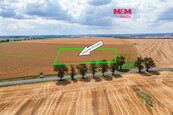 Prodej pole, 4838 m2, Martiněves, cena 425000 CZK / objekt, nabízí M&M reality holding a.s.
