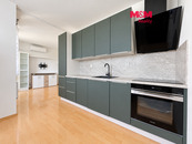 Prodej bytu 1+kk, 32 m2, Klecany, ul. V Honech, cena 4900000 CZK / objekt, nabízí 